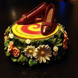 Rare wizard of Oz music box